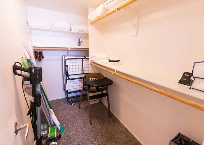 Luxe Near Downtown With Pool, Gym And Parking Apartment Gilbert